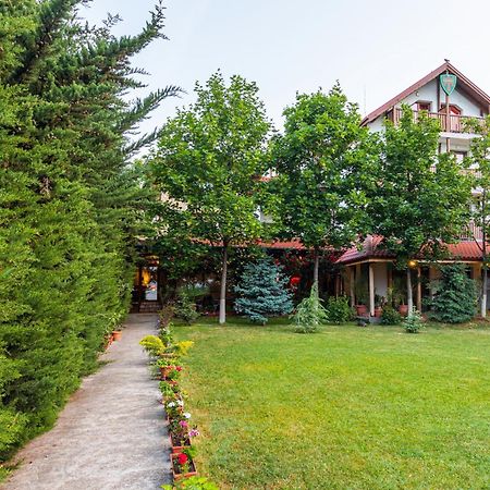 Семеен Хотел Къща Тодорови Stara Zagora Extérieur photo