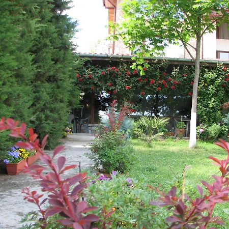 Семеен Хотел Къща Тодорови Stara Zagora Extérieur photo