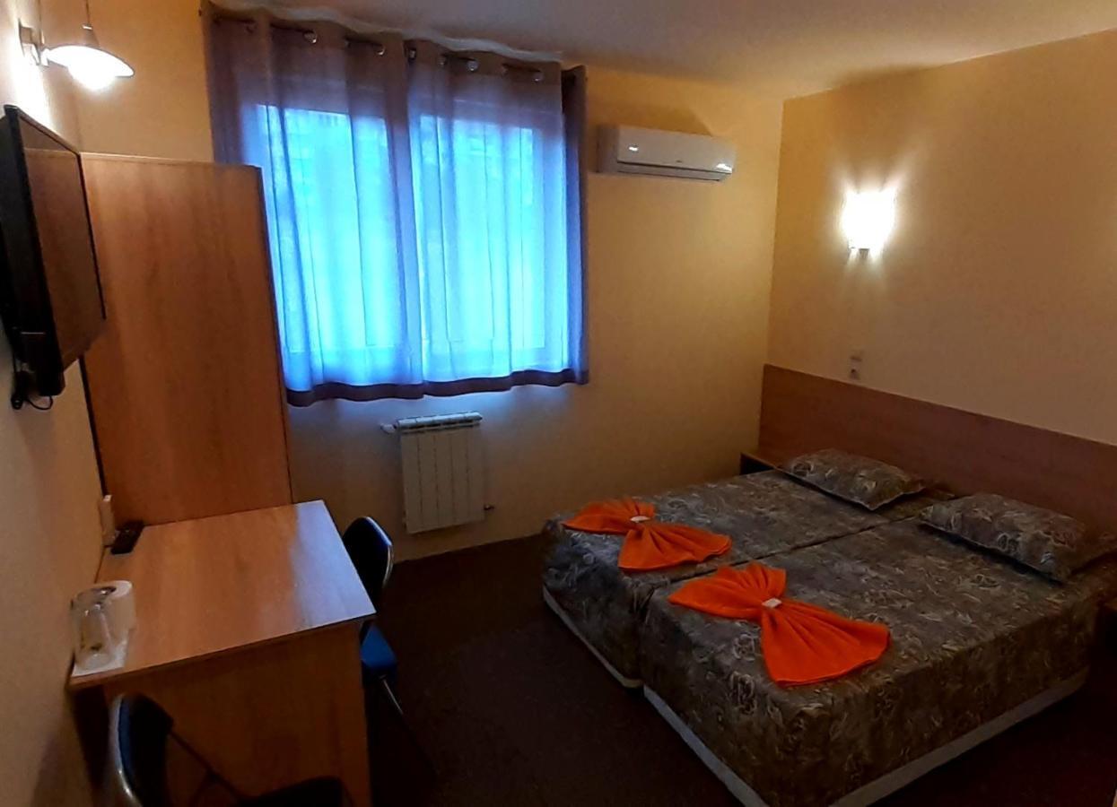 Семеен Хотел Къща Тодорови Stara Zagora Extérieur photo