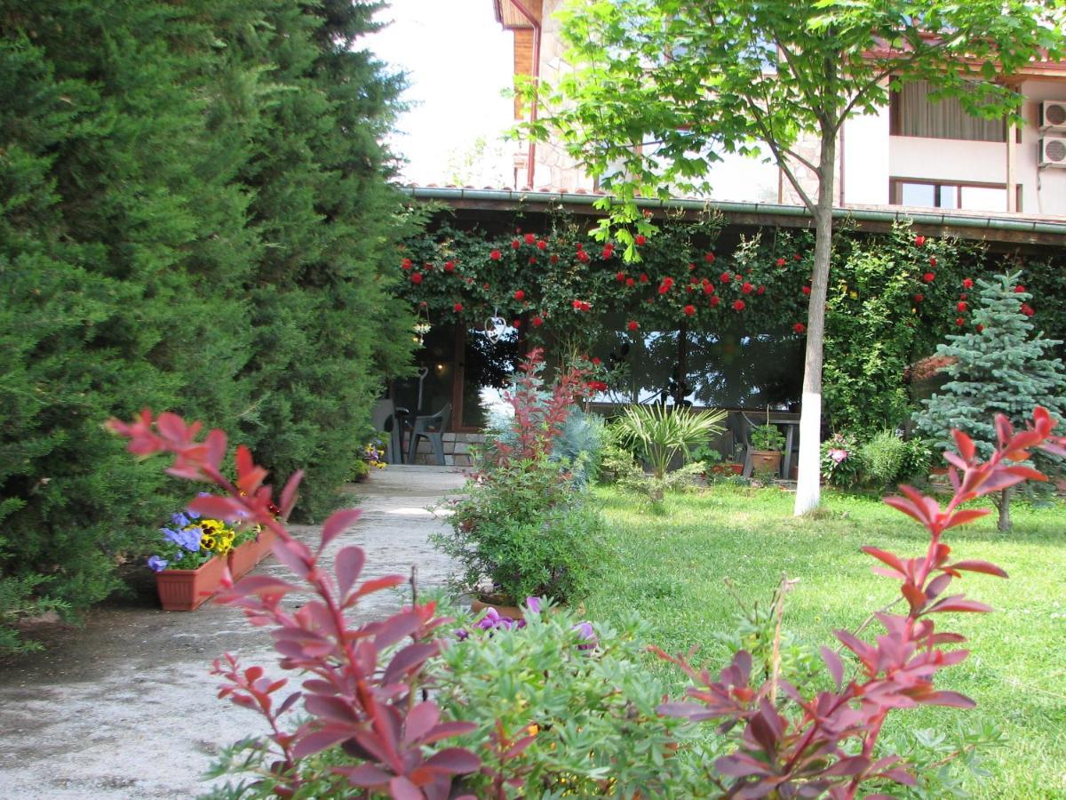 Семеен Хотел Къща Тодорови Stara Zagora Extérieur photo