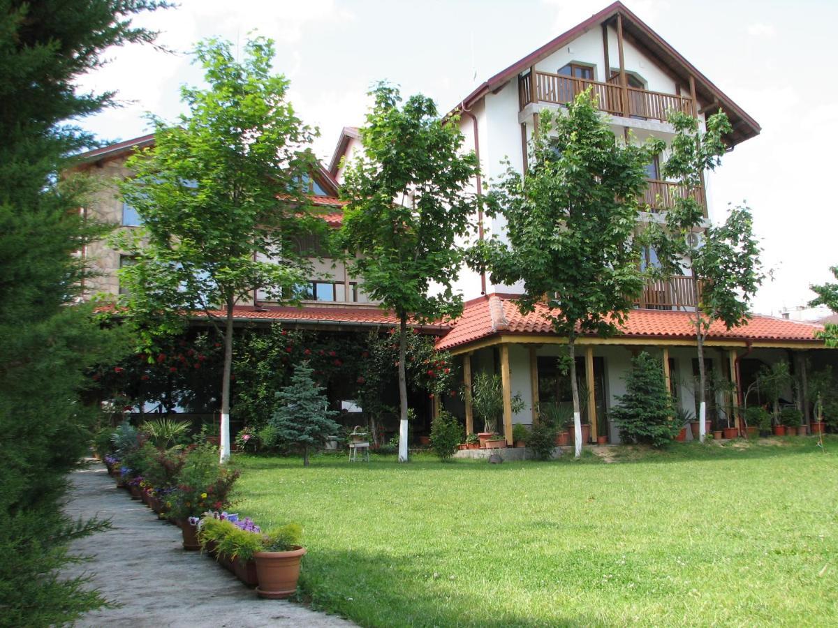 Семеен Хотел Къща Тодорови Stara Zagora Extérieur photo